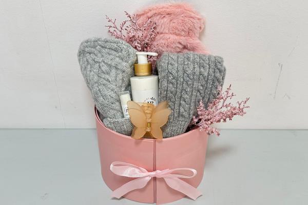 Blush & Frost Box